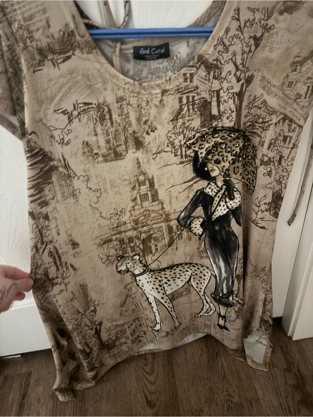 Vintage Red Coral Beige Printed Women’s Top with Leopard Design